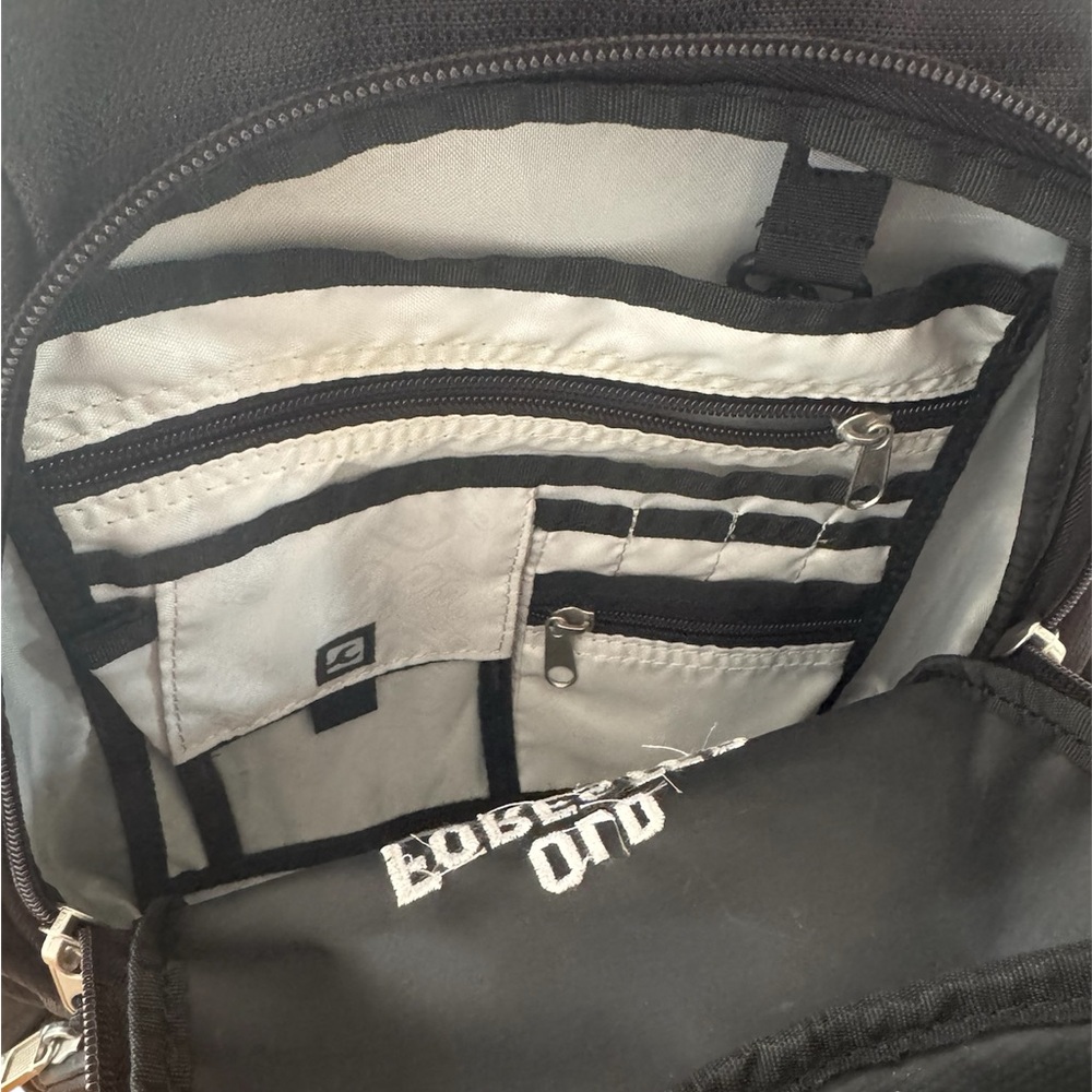 OGIO Charcoal Men's Backpack - Picture 4 of 8